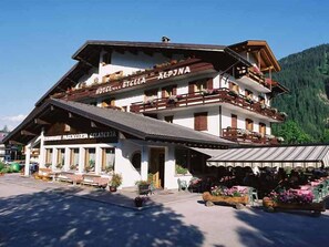 Exterior - Hotel Stella Alpina (Falcade)