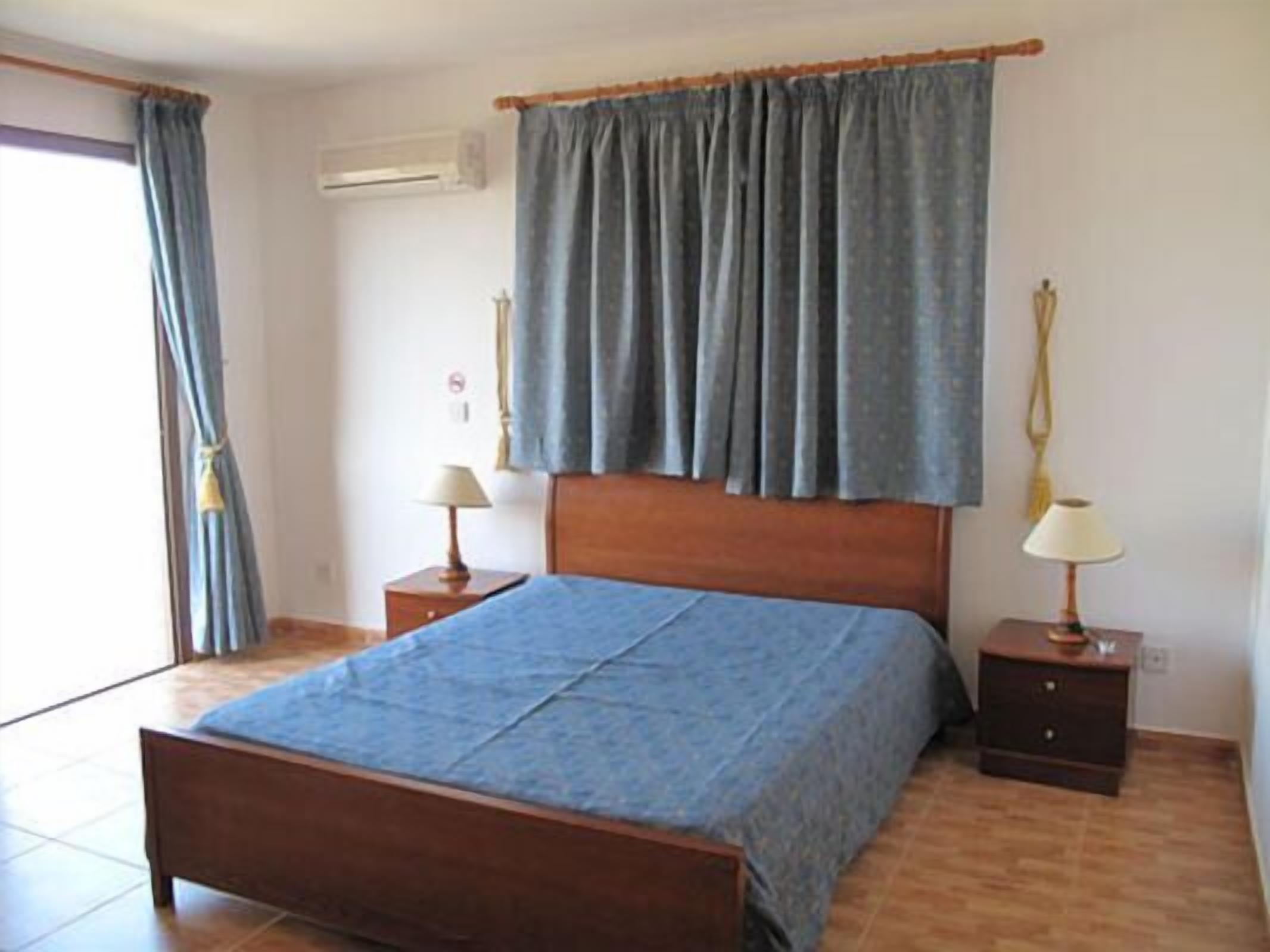 Villa, 2 Bedrooms, Sea View | 2 bedrooms, in-room safe, desk, soundproofing