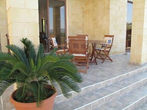 Villa, 2 Schlafzimmer, Meerblick | Terrasse/Patio