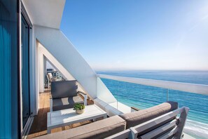 Phòng Suite, 3 phòng ngủ, quang cảnh biển (Residence, Intracoastal View) | Quang cảnh từ phòng