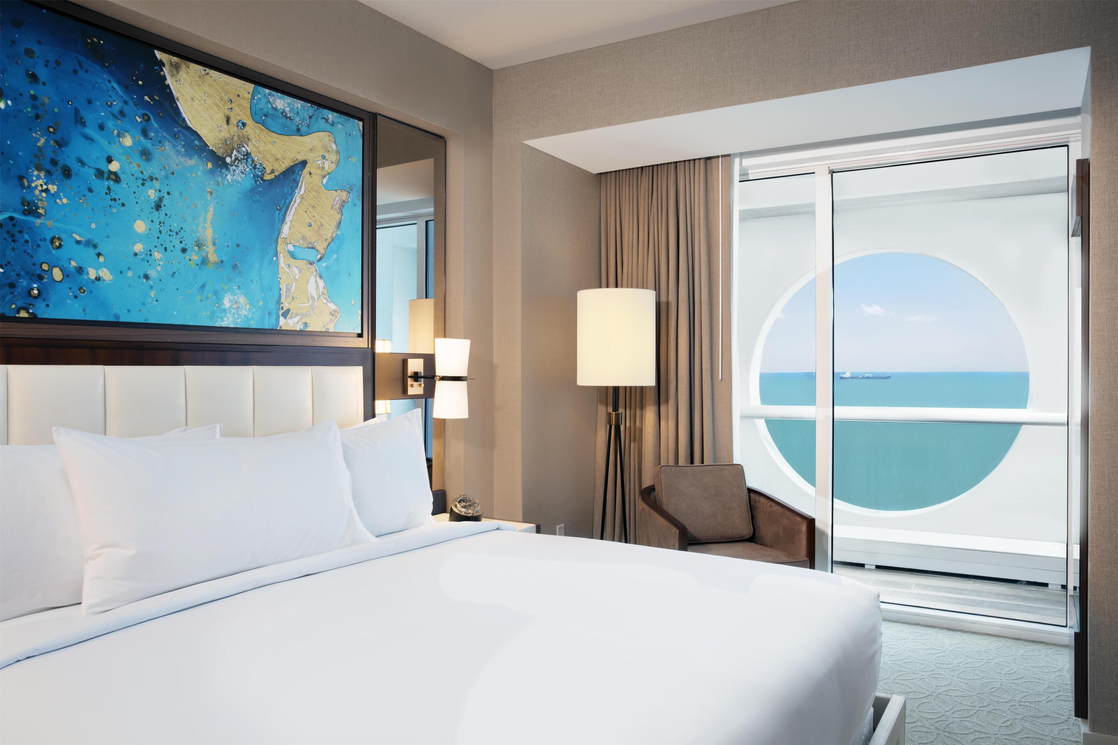 Premium bedding, minibar, in-room safe, desk