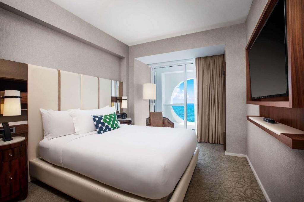 Premium bedding, minibar, in-room safe, desk