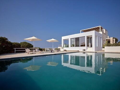 Empire Luxury Villas