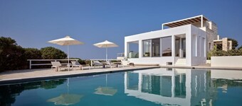 Empire Luxury Villas