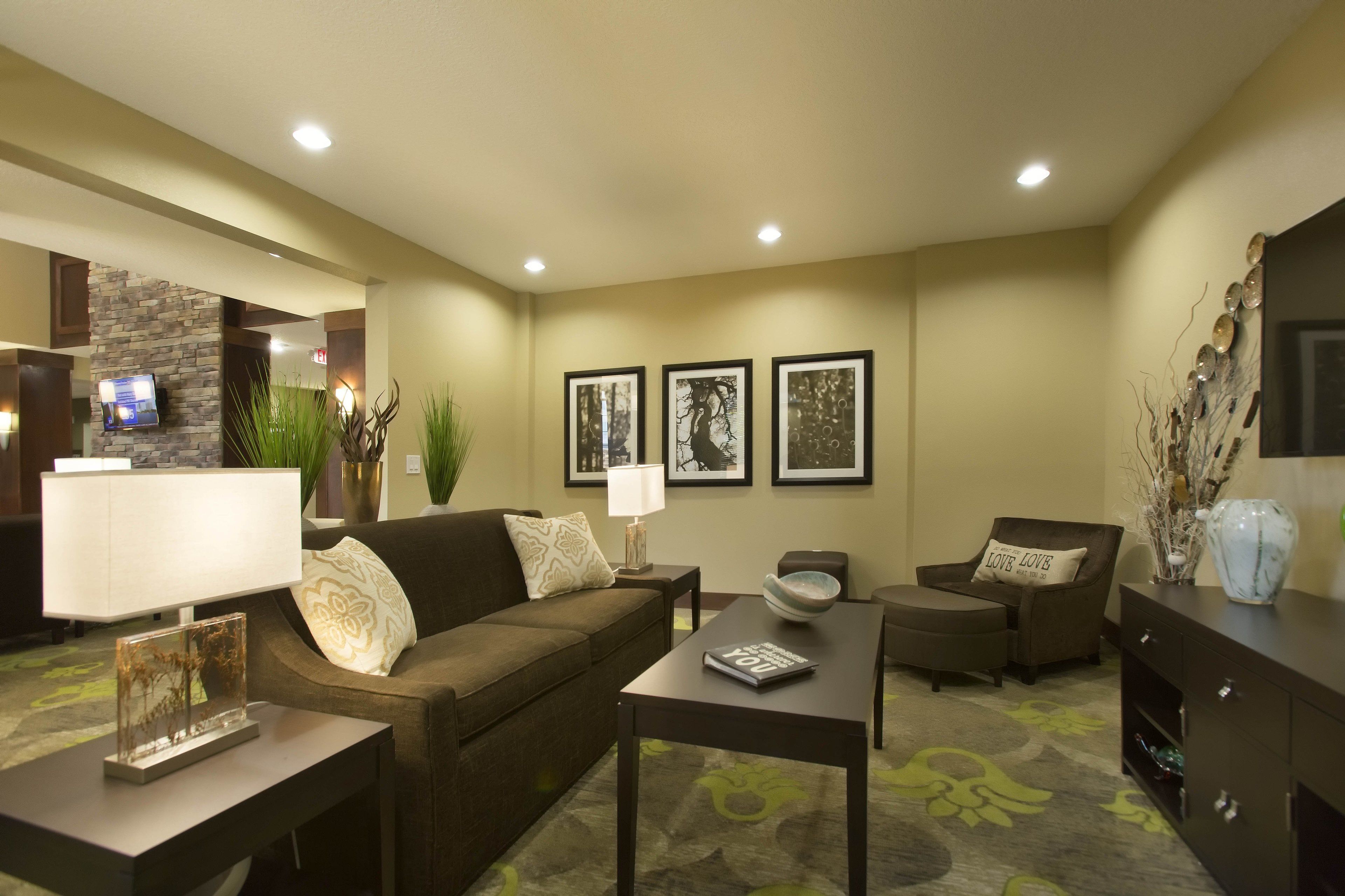 Photo - Staybridge Suites Orlando at SeaWorld by IHG - Free Breakfast & Shuttle to SeaWorld Parks