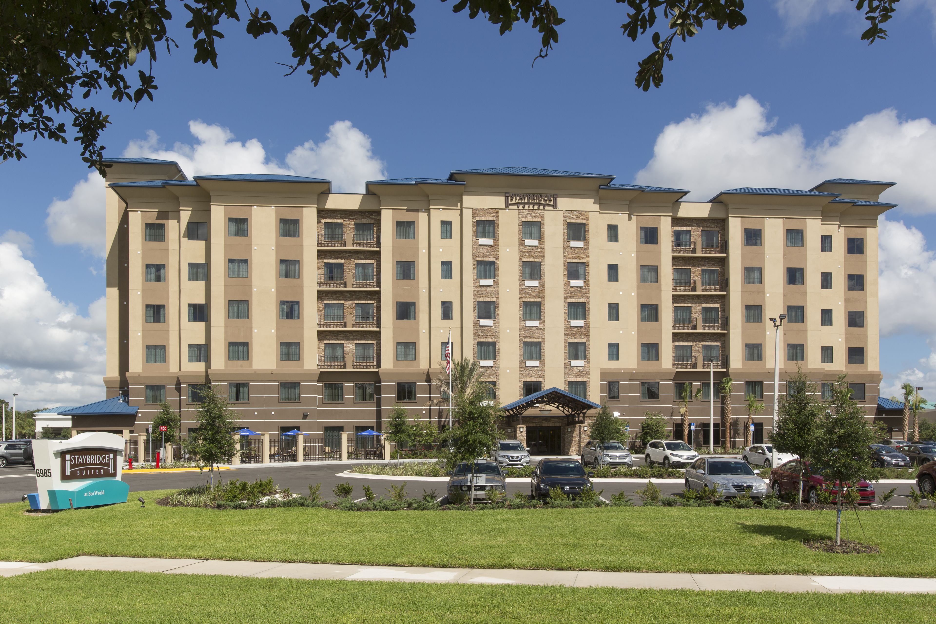 Photo - Staybridge Suites Orlando at SeaWorld by IHG - Free Breakfast & Shuttle to SeaWorld Parks