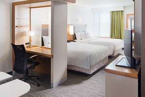 办公桌、熨斗/熨衣板、免费婴儿床、免费 WiFi