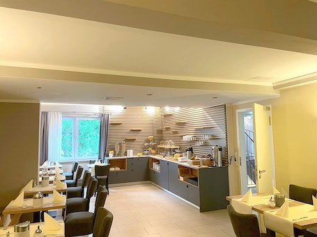 Breakfast buffet. Hotel Jeta
