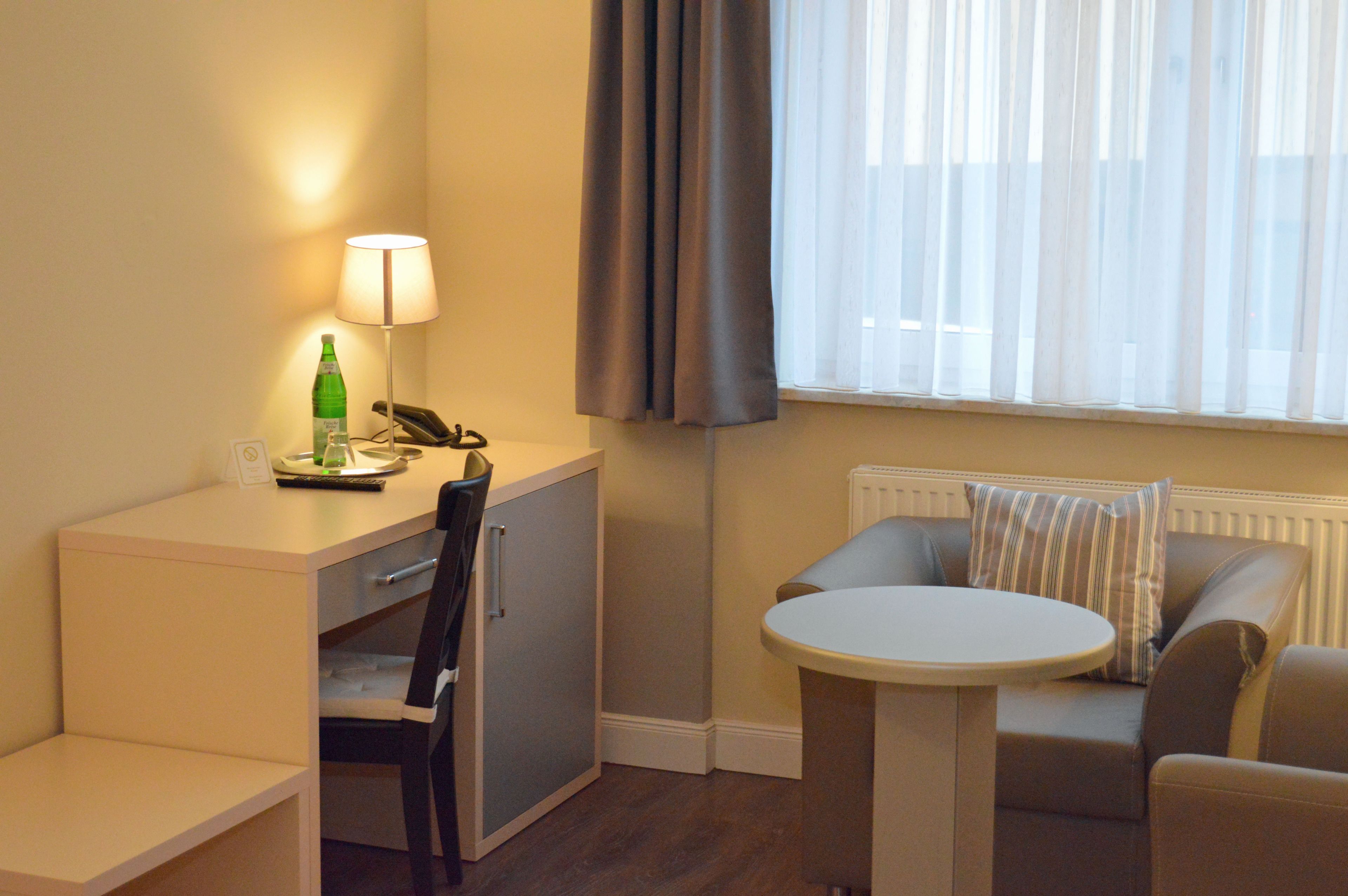 comfort double room | desk, laptop workspace, soundproofing, free wifi