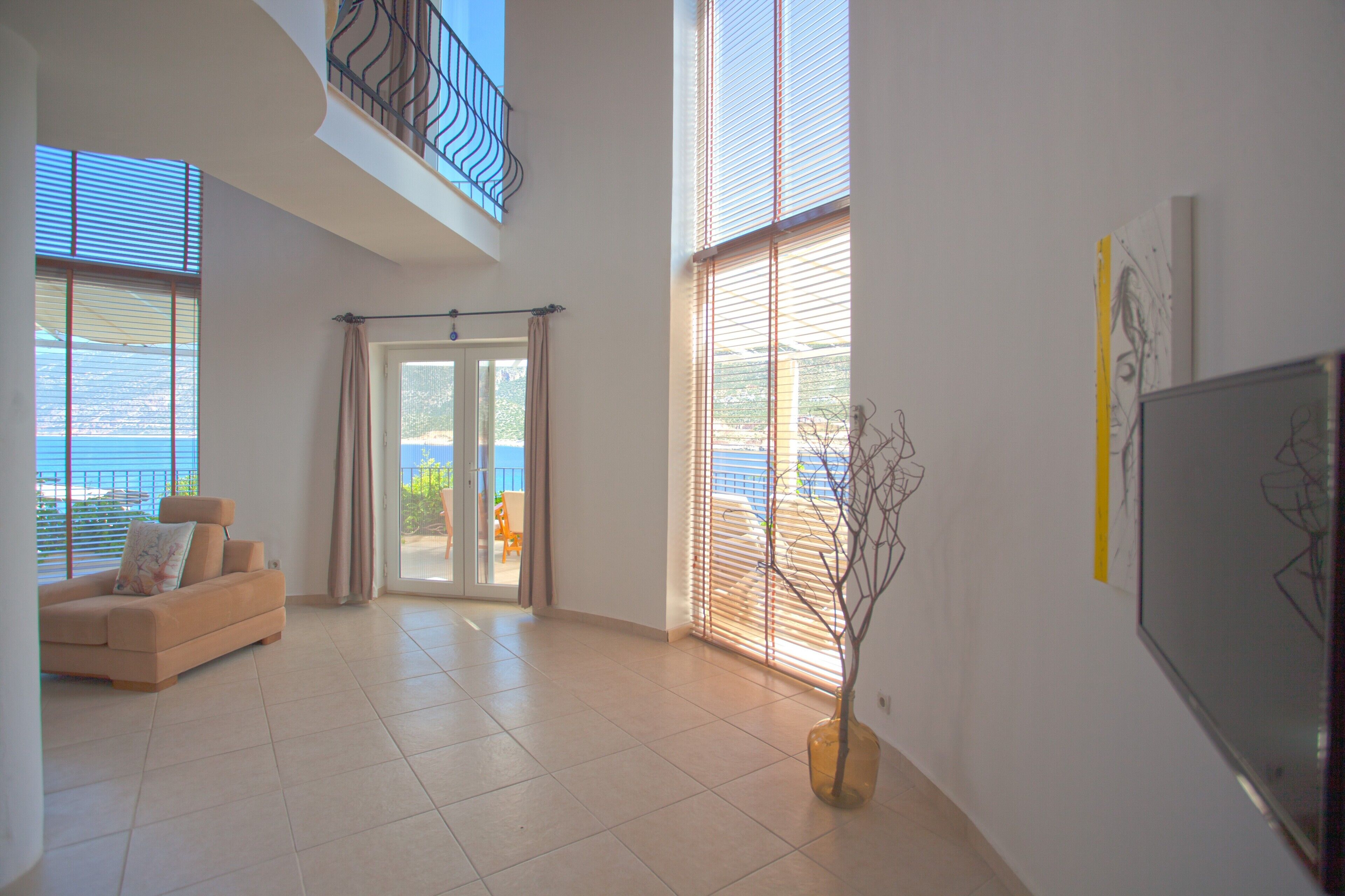 waterfront suites with private pool | 1 bedroom, minibar, in-room safe, soundproofing