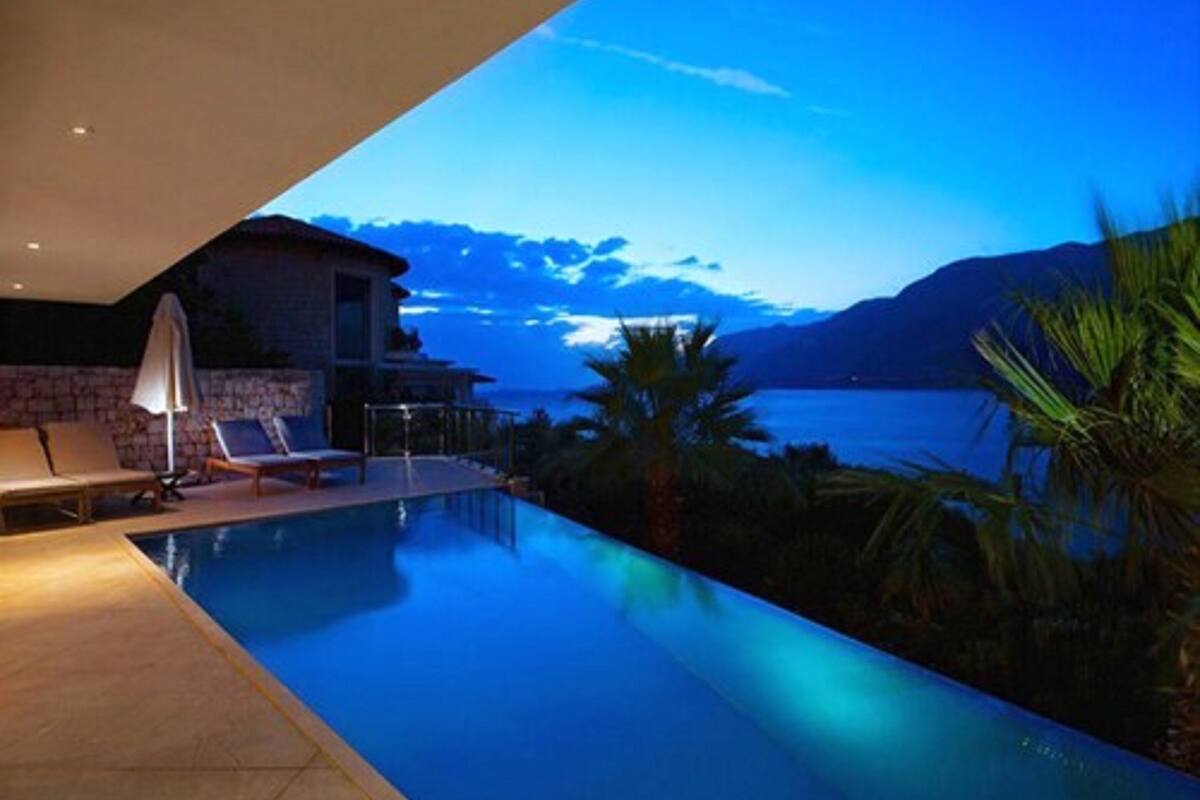 Villa Deluxe | Minibar, una cassaforte in camera, insonorizzazione, ferro/asse da stiro