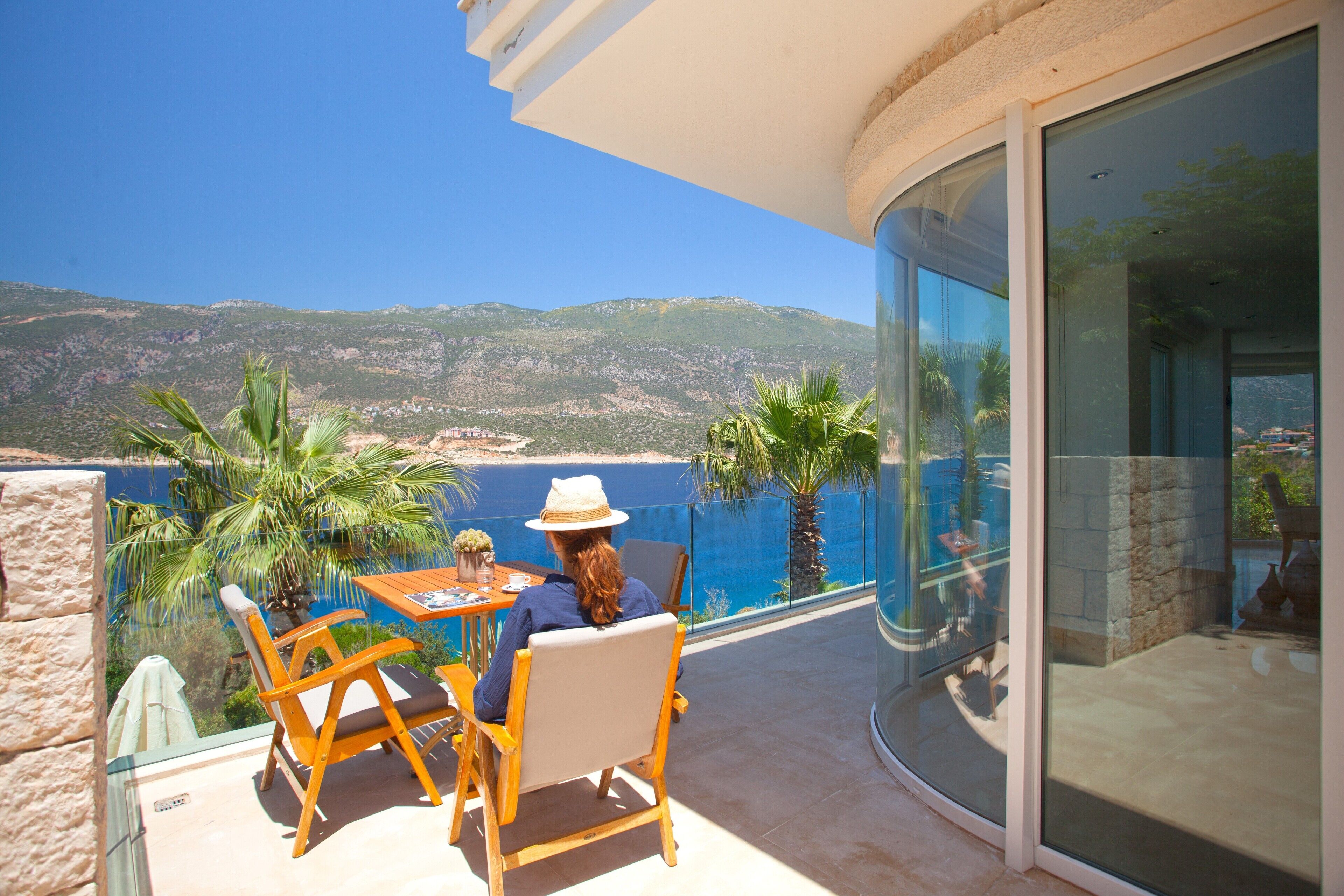 deluxe villa | balcony