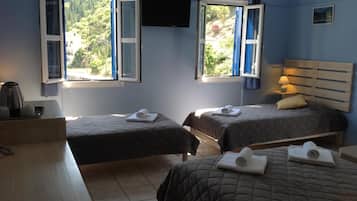 Tabla de planchar con plancha, cunas, camas extra y wifi gratis