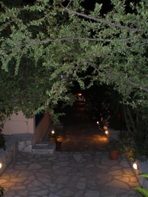 Property grounds - Hotel Nostos (Ithaki)