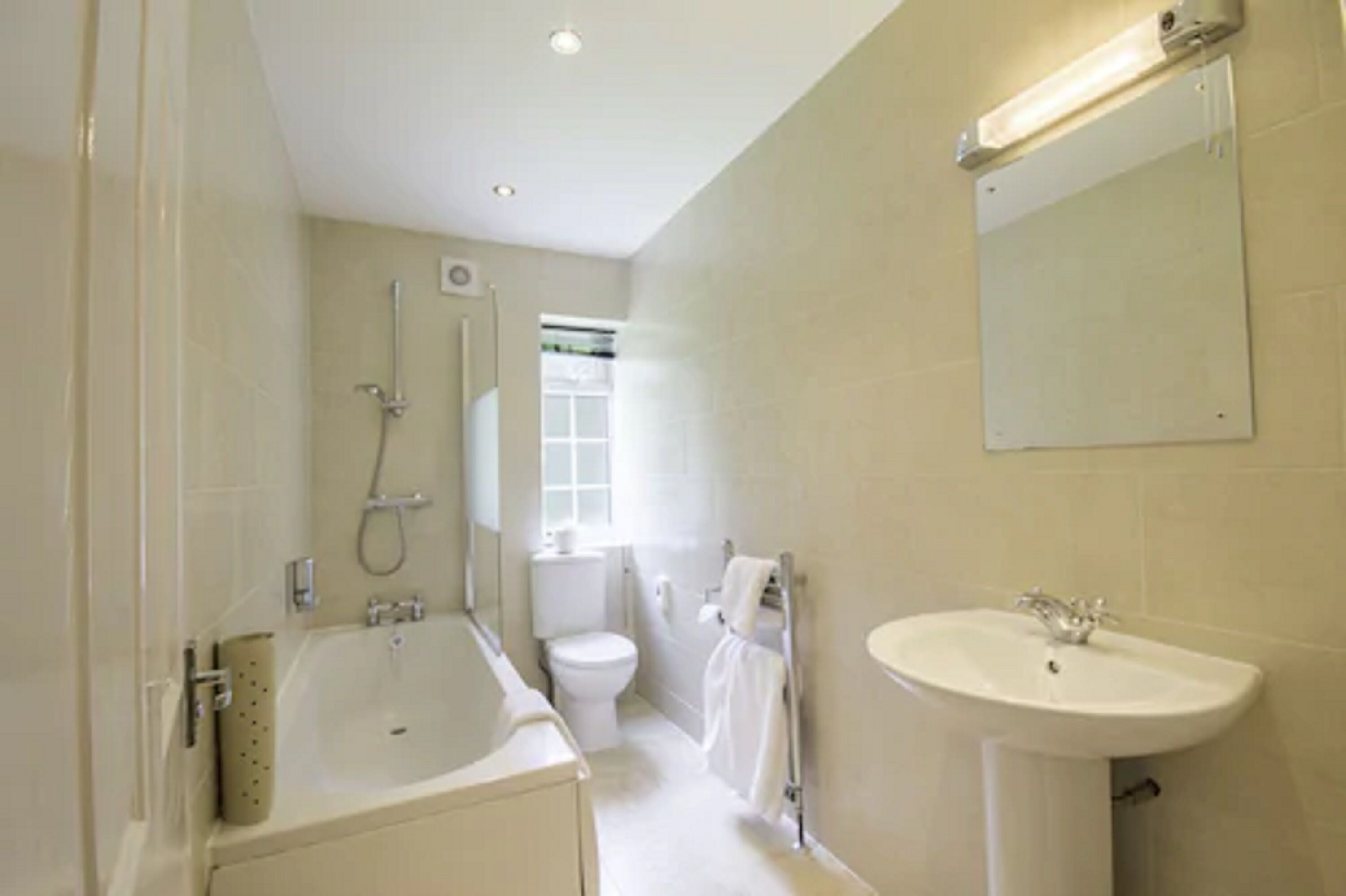 Photo - Travelrest Fareham Solent Gateway