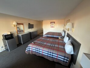 Dobbeltrom | Skrivebord, strykejern/-brett, wi-fi (inkludert) og sengetøy