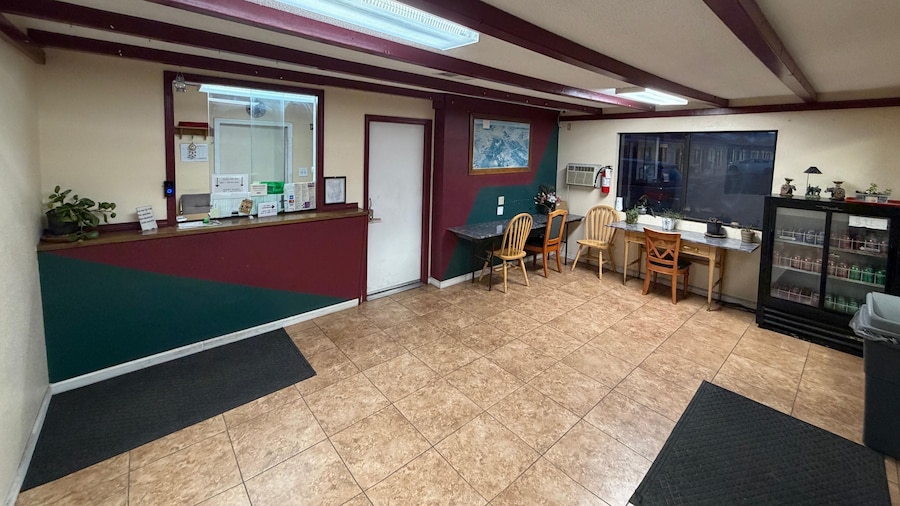 Regal Motel in Las Vegas, New Mexico