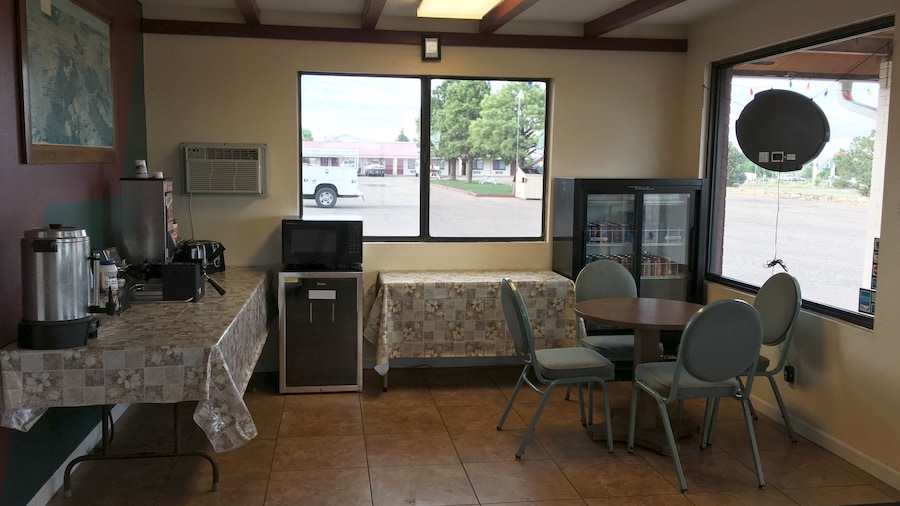 Regal Motel in Las Vegas, New Mexico