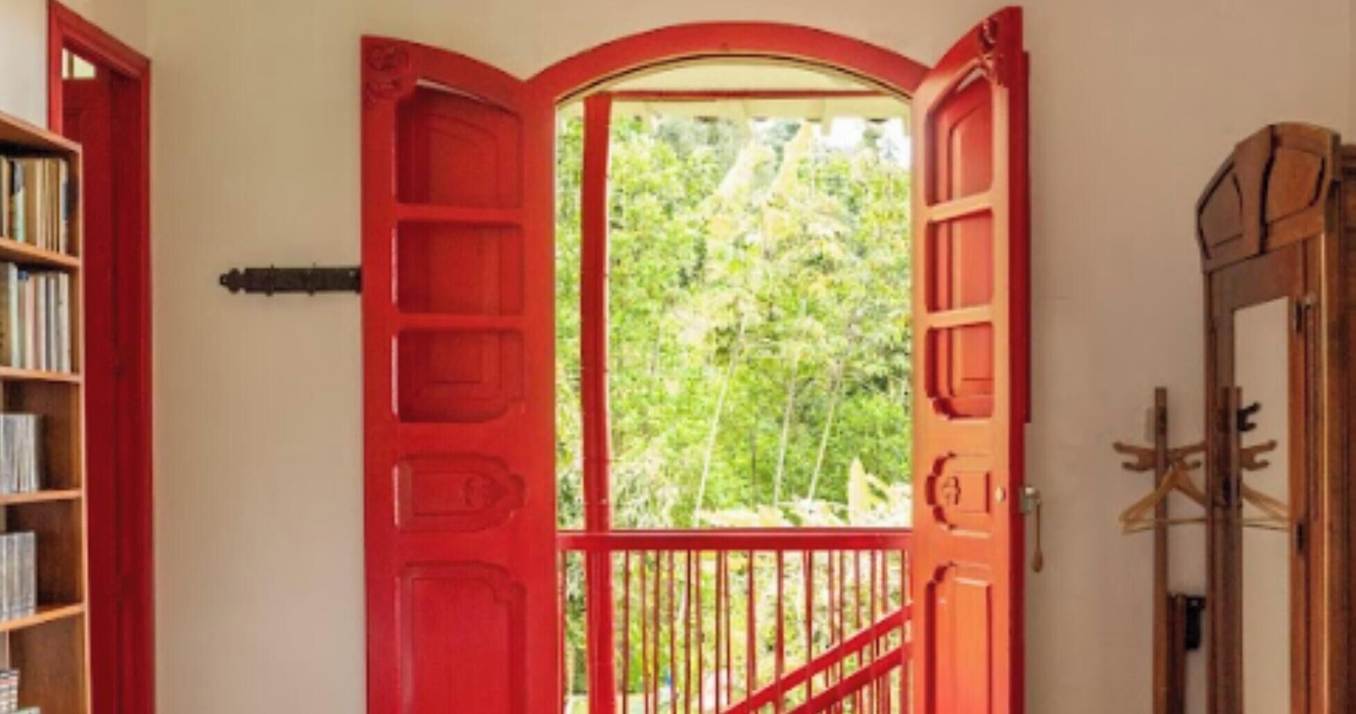 In-room safe, individually decorated, individually furnished, bed sheets