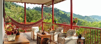 Hacienda Venecia Main House & Coffee Lodge