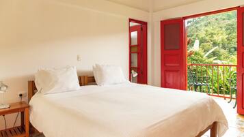 Standard Double or Twin Room, 1 King Bed, Private Bathroom, Garden View | In-room safe, individually decorated, individually furnished, bed sheets