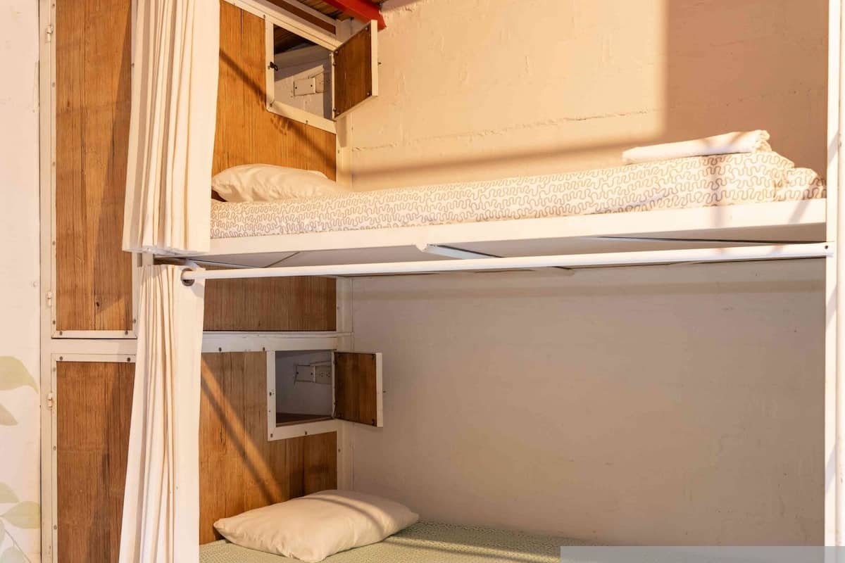 Economy Shared Dormitory, Mixed Dorm, Shared Bathroom, Garden View