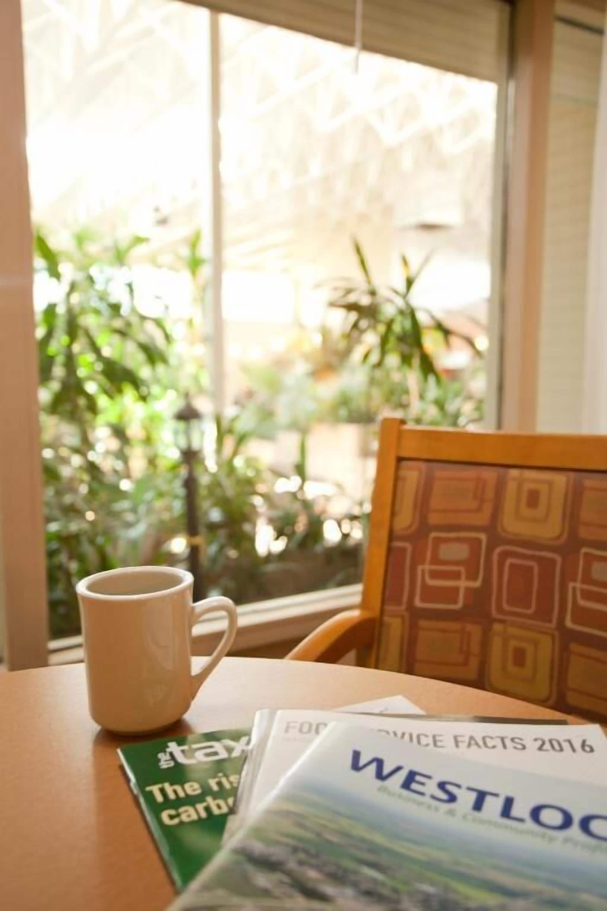 business room, 1 king bed | 1 bedroom, iron/ironing board, free wifi, bed sheets