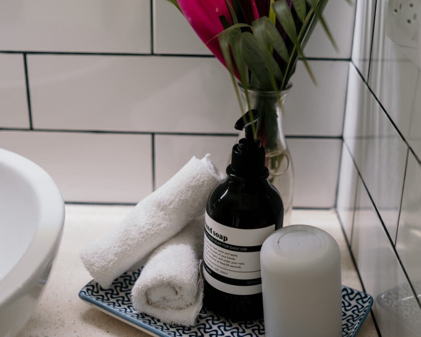 comfort apartment, 1 queen bed | bathroom | shower, hair dryer, towels