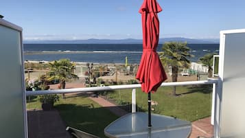Superior Suite, 1 Queen Bed | Balcony view
