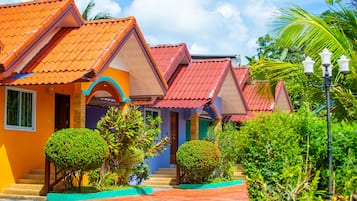 Bungalow with Garden View | Terraza o patio