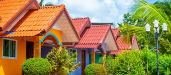 Phaithong Sotel Resort