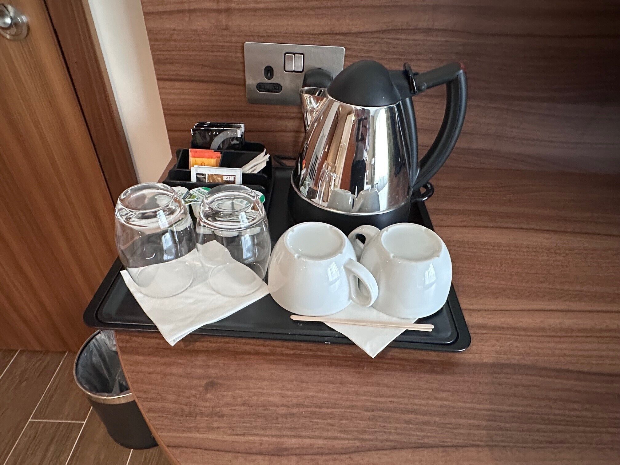 family room, 1 queen bed (connecting rooms) | in-room safe, free cots/infant beds, free wifi, bed sheets