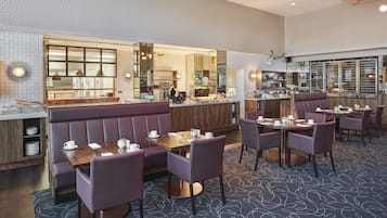 Komplett frukost varje dag mot avgift