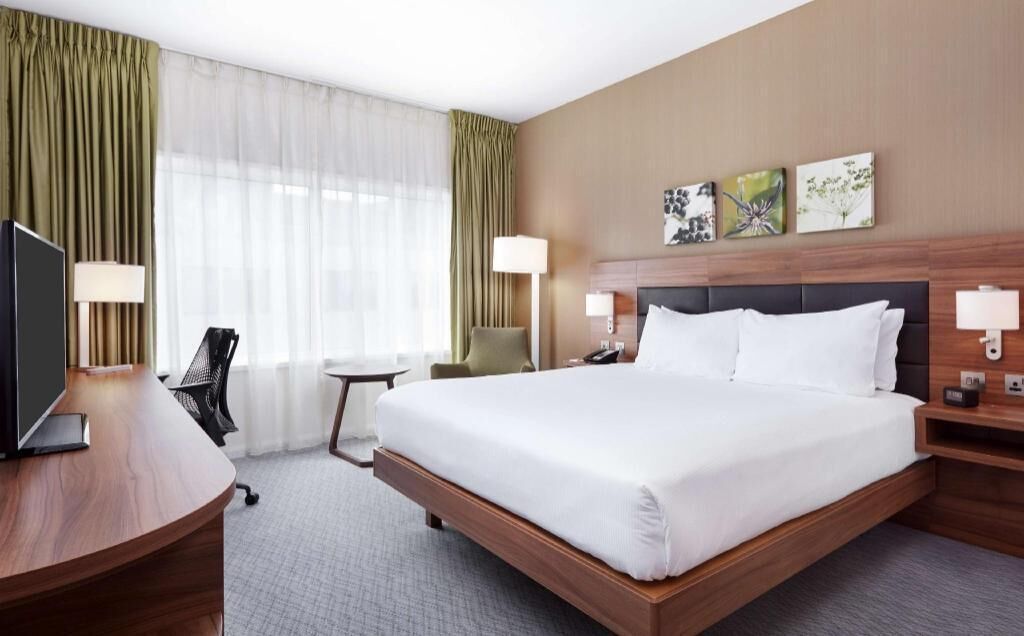 In-room safe, free cribs/infant beds, free WiFi, bed sheets