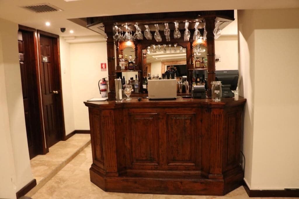Bar (in der Unterkunft)