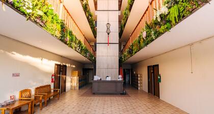 B2 Airport Boutique & Budget Hotel