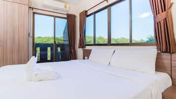 Superior Premier (4 storied building) | Desk, blackout drapes, free WiFi, bed sheets