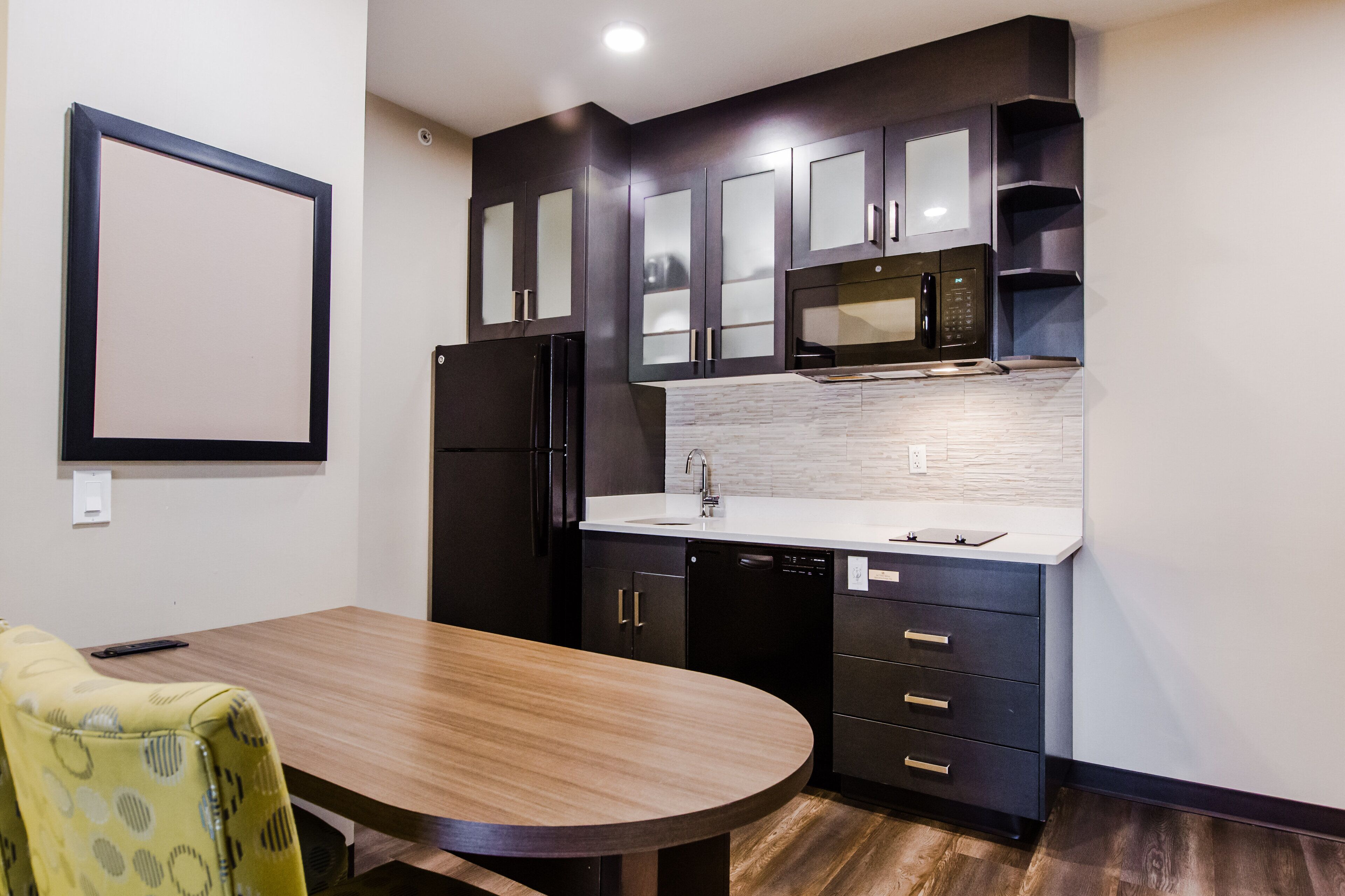 suite, 1 bedroom | 1 bedroom, pillow-top beds, in-room safe, desk