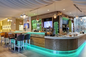 Bar (on property) - Holiday Inn Dusseldorf City Toulouser Allee by IHG (Düsseldorf)