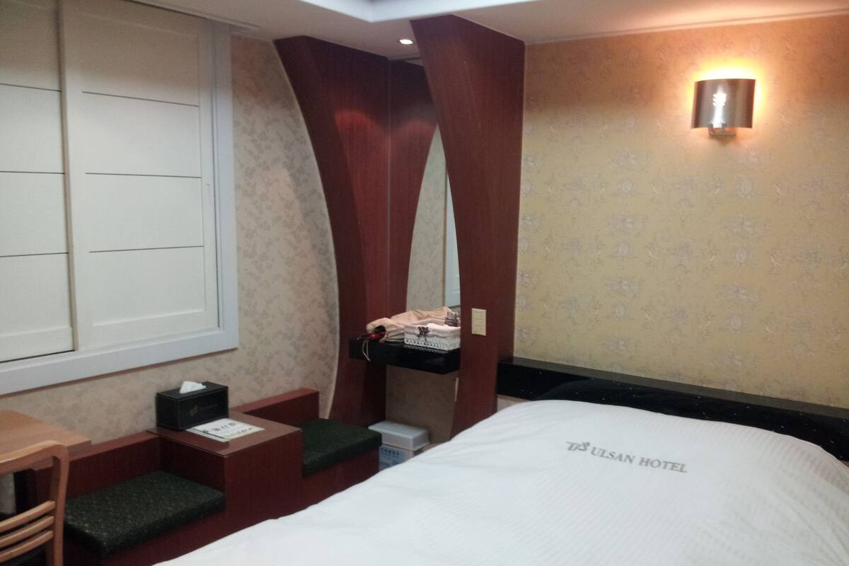 Quarto casal (Moderate, B-2) | Escrivaninha, Wi-Fi de cortesia