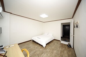 Blackout curtains, free WiFi, bed sheets