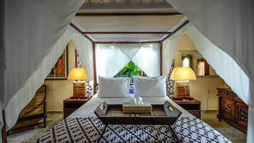 Villa, Sea View (Villa Ombak) | 1 bedroom, premium bedding, in-room safe, individually decorated