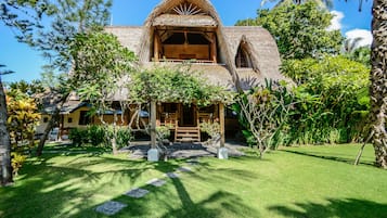 Superior Triple Room, Mountain View (Villa Kayu 1C) | View from room