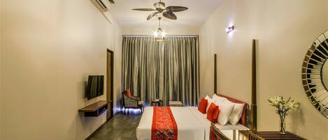 Luxury Room | Egyptian cotton sheets, premium bedding, Select Comfort beds