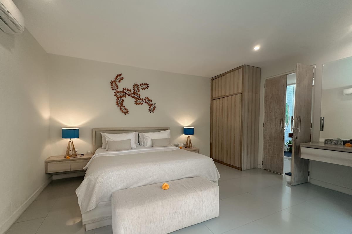 1 bedroom, minibar, in-room safe, individually decorated