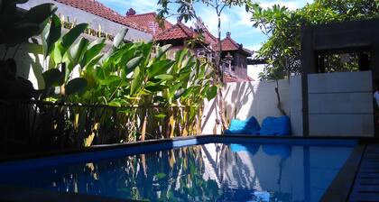 Spunky Premiere Kuta