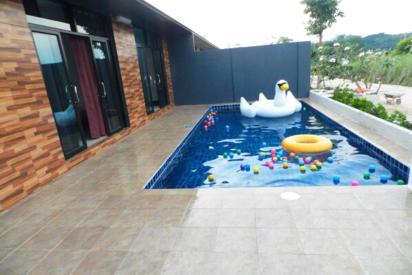 2 Bedrooms Pool Villa | Balkong