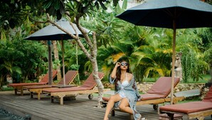 Pool - The Sunjaya (Lembongan Island)