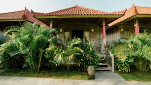 Exterior - The Sunjaya (Lembongan Island)