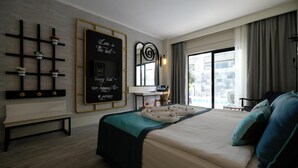 Minibar (free items), soundproofing, WiFi (free) - Seaden Valentine Resort & Spa - Adults Only - All inclusive (Manavgat)